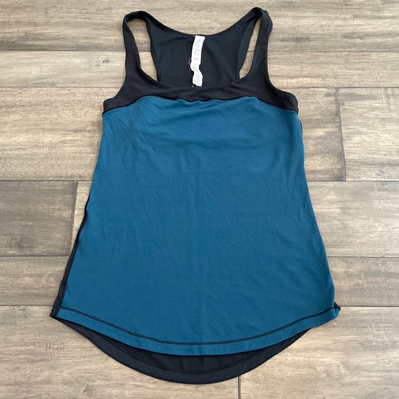 Lululemon‎ Athletica Tank Top Womens Size 6 - Picture 1 of 6